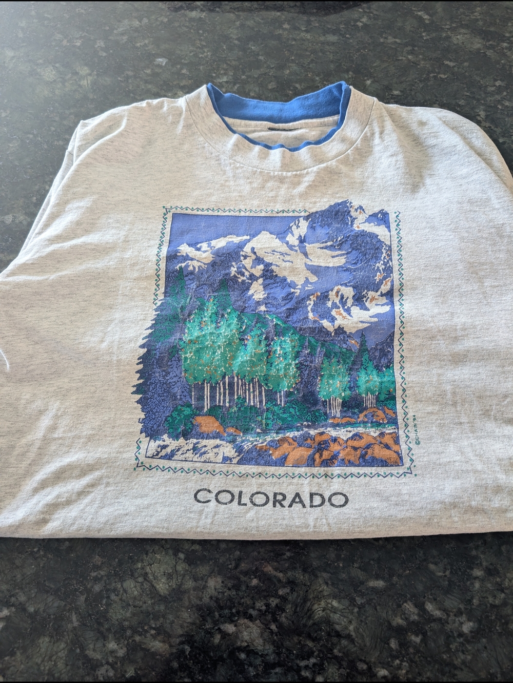 Colorado Graphic Kids Tee - Light Heather Gray with Blue & Green